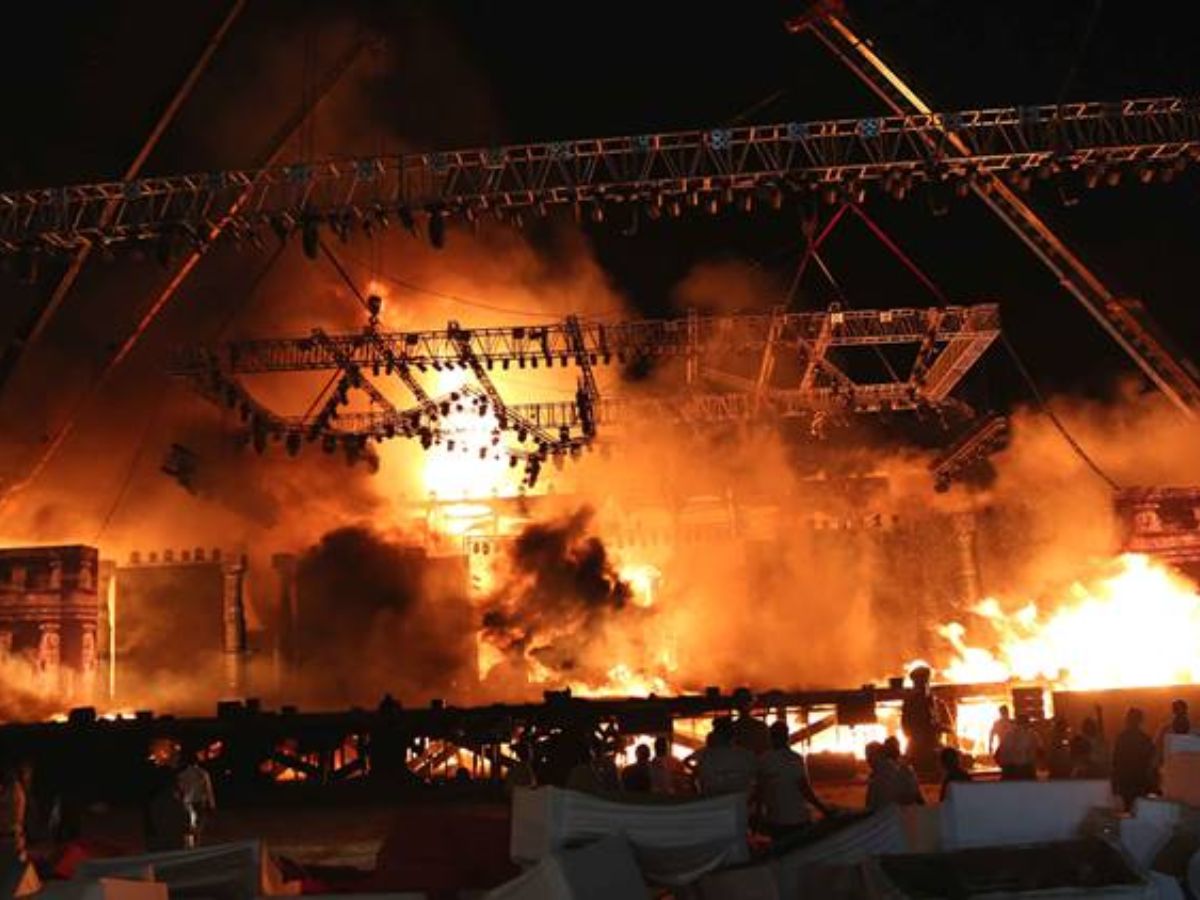 Rủi Ro Cháy Nổ & Hiệu Ứng (Pyrotechnics)