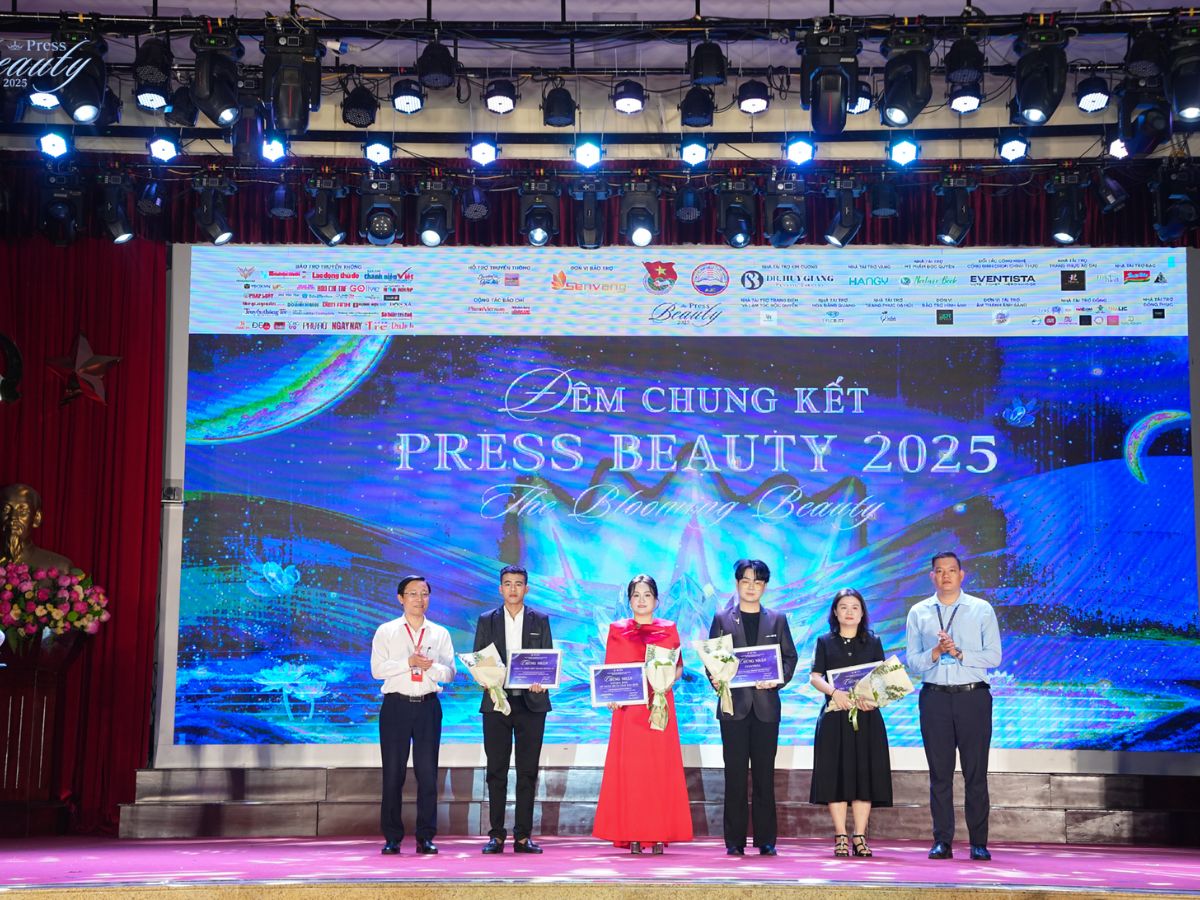 Press Beauty - Đẳng cấp của nhan sắc và tri thức
