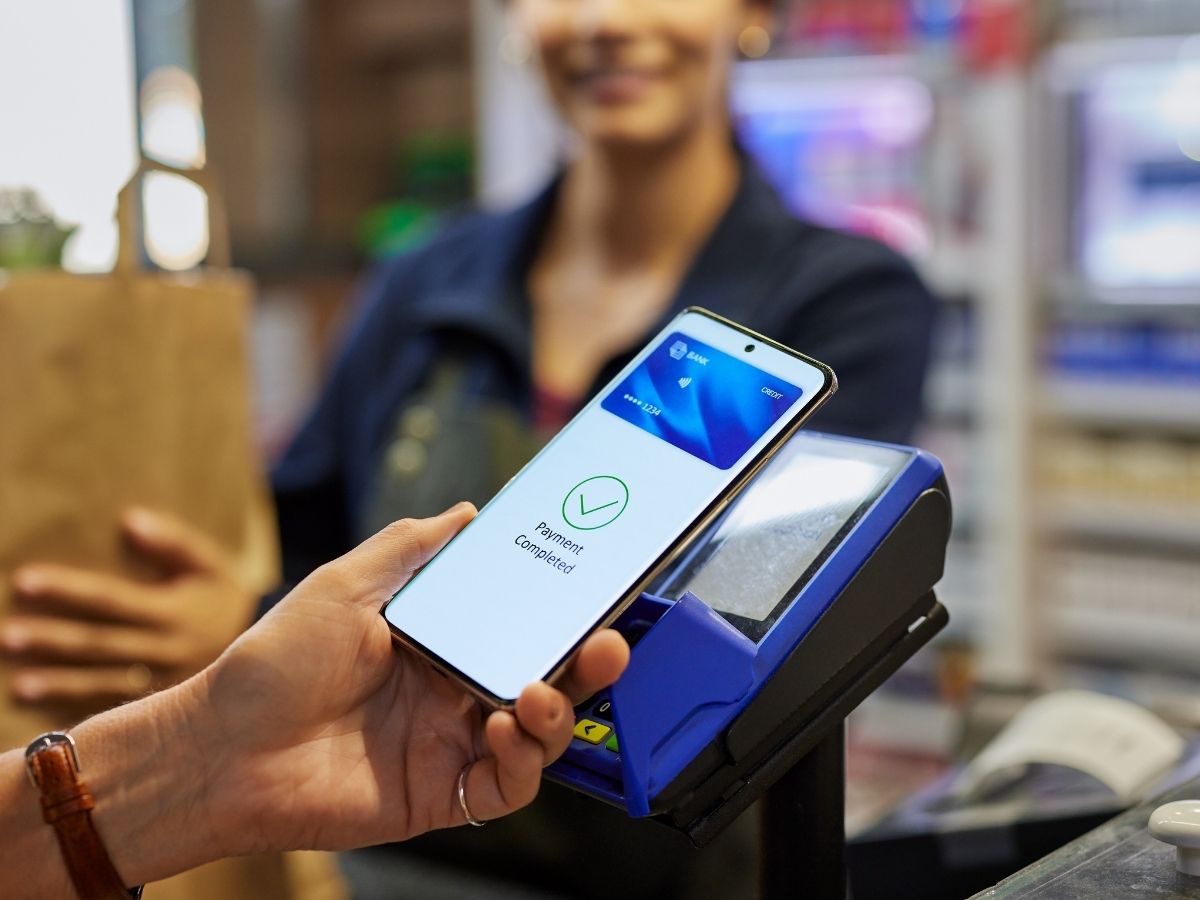 Payment support for voting anytime, anywhere