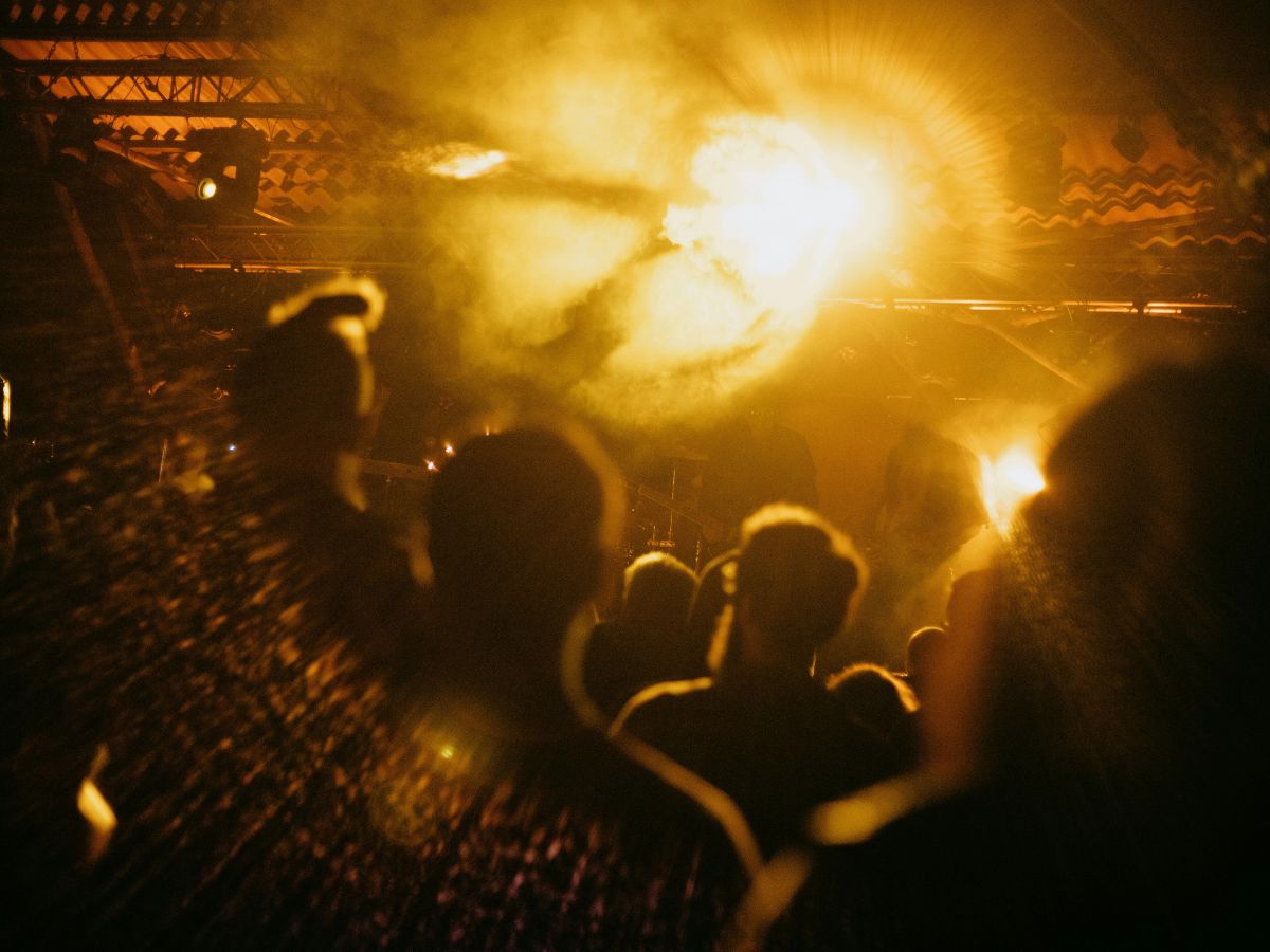 Cảnh giác với các hình thức lừa đảo vé sự kiện khi giao dịch qua tay